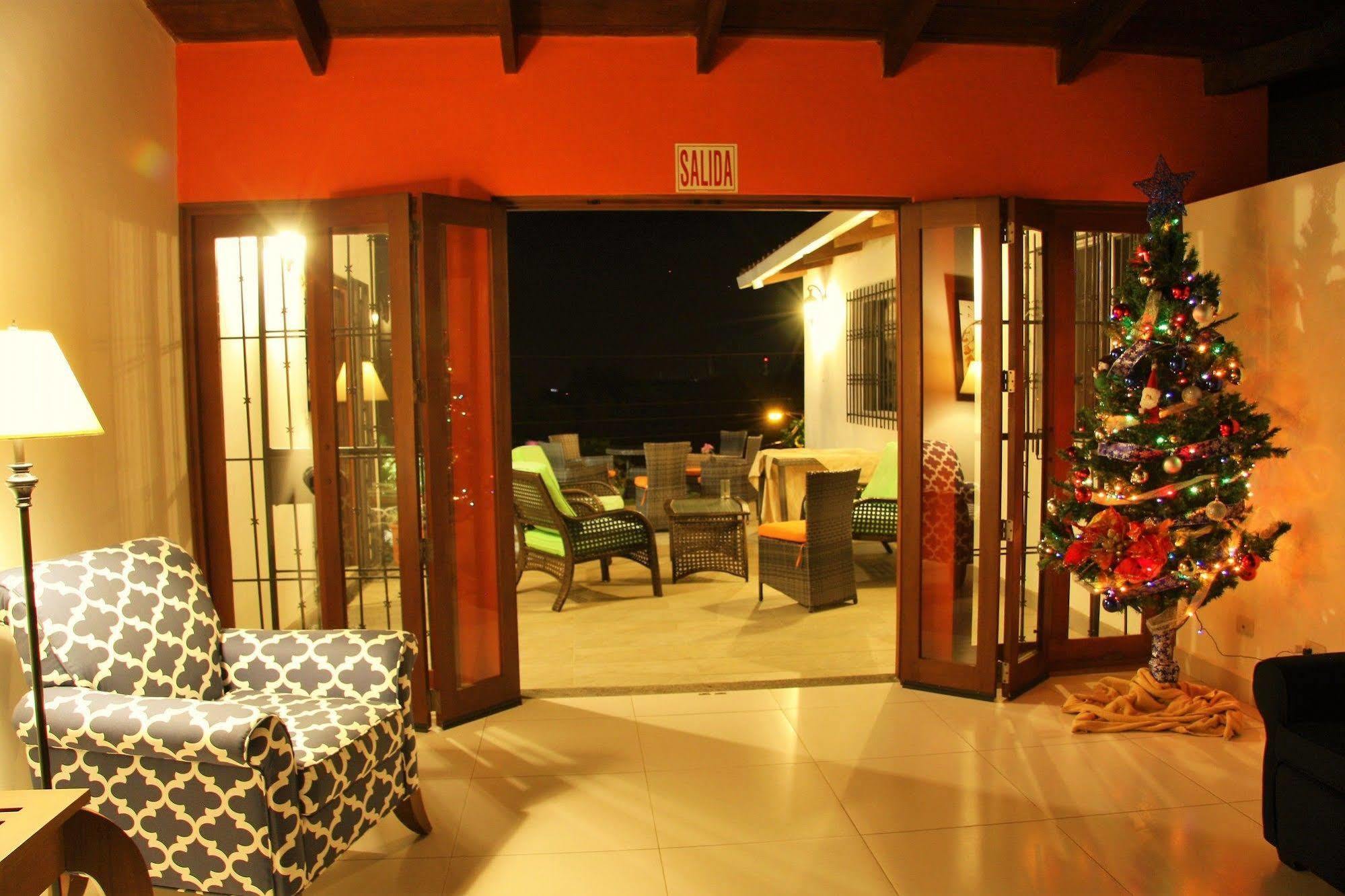 El Mirador Suites 마나과 외부 사진